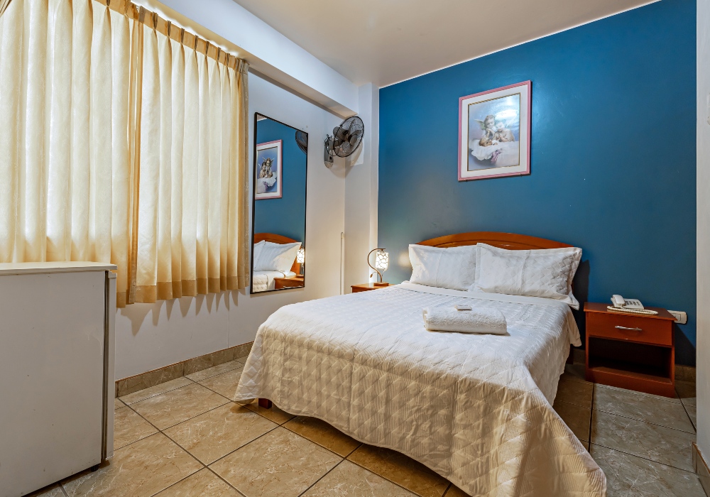 HABITACIÓN MATRIMONIAL